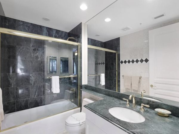 Luxury Marco Island Vacation Condo on Beach Full Gulf Views